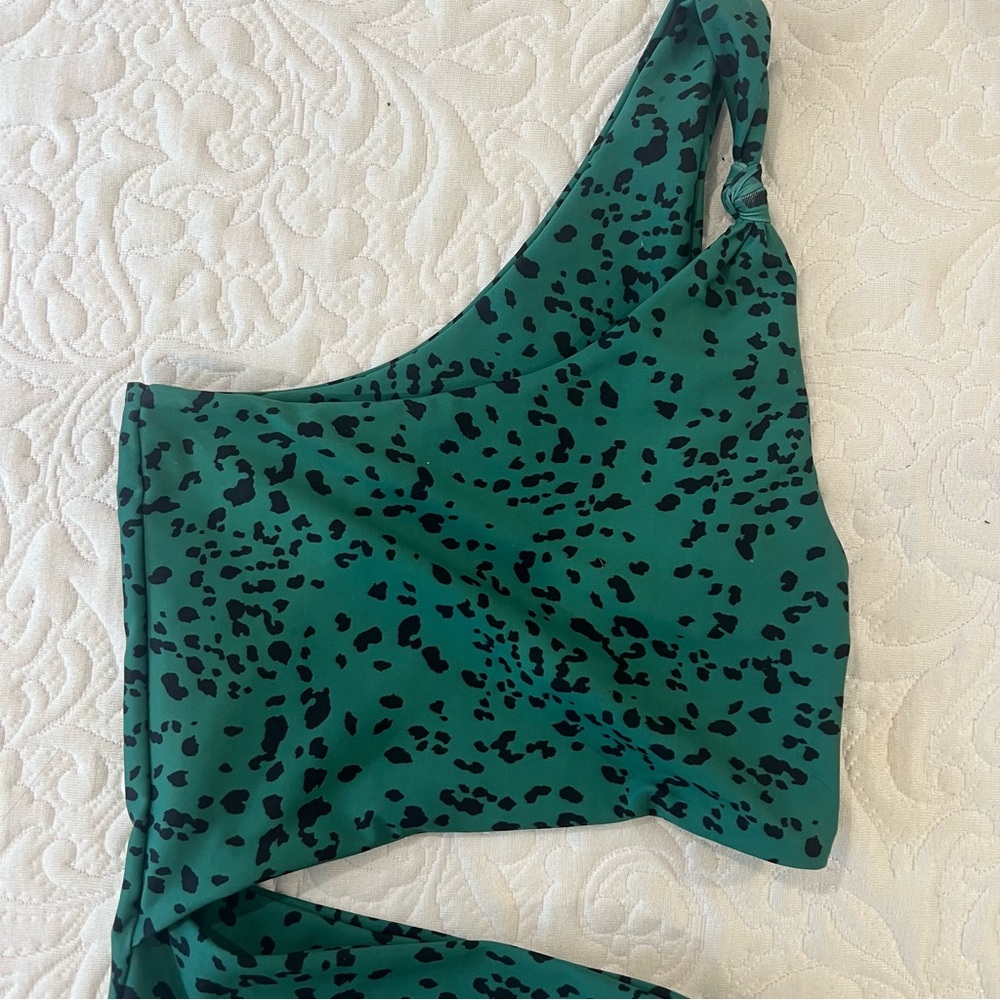 Skatie Green One-Piece Swimsuit - Picture 4 of 11